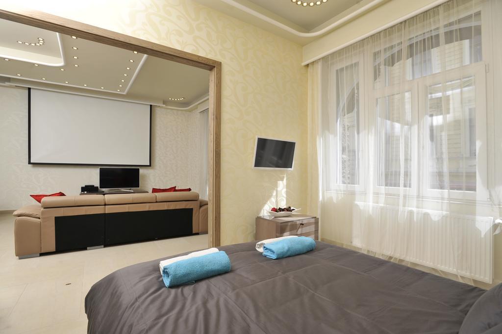 Basilica Grand Luxury In The Historic Center Leilighet Budapest Rom bilde